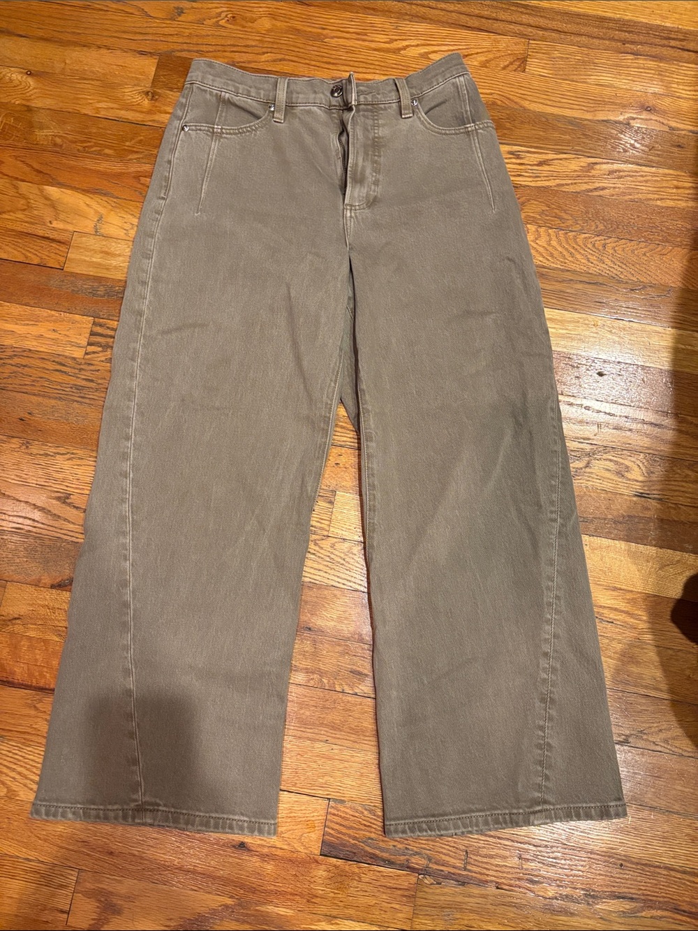 Women’s Wide-Leg Jeans in Olive Brown